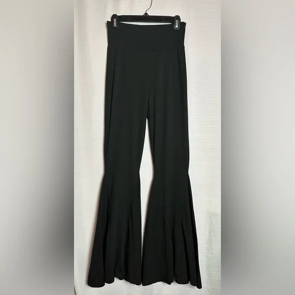 CRAZY TRAIN women’s Black Flared Women's Leggings, size S - Picture 1 of 4